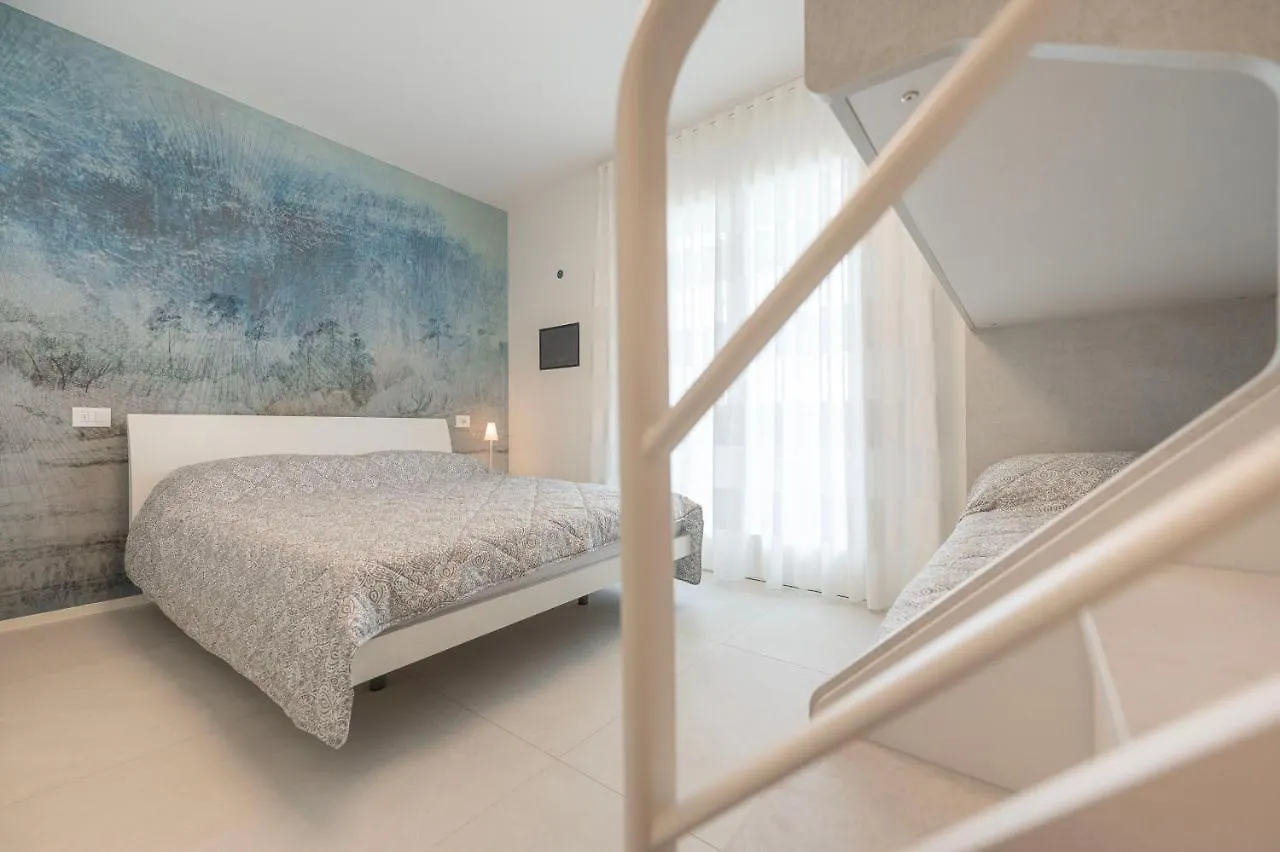 Apartment Residence Luxury Elisabeth Con Posto Spiaggia Incluso Caorle