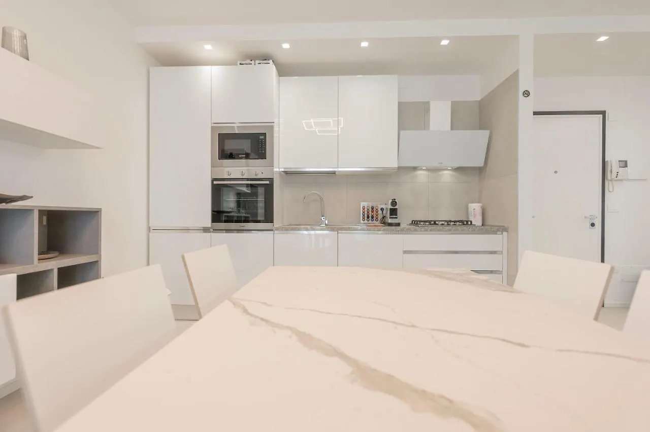 Apartment Residence Luxury Elisabeth Con Posto Spiaggia Incluso Caorle