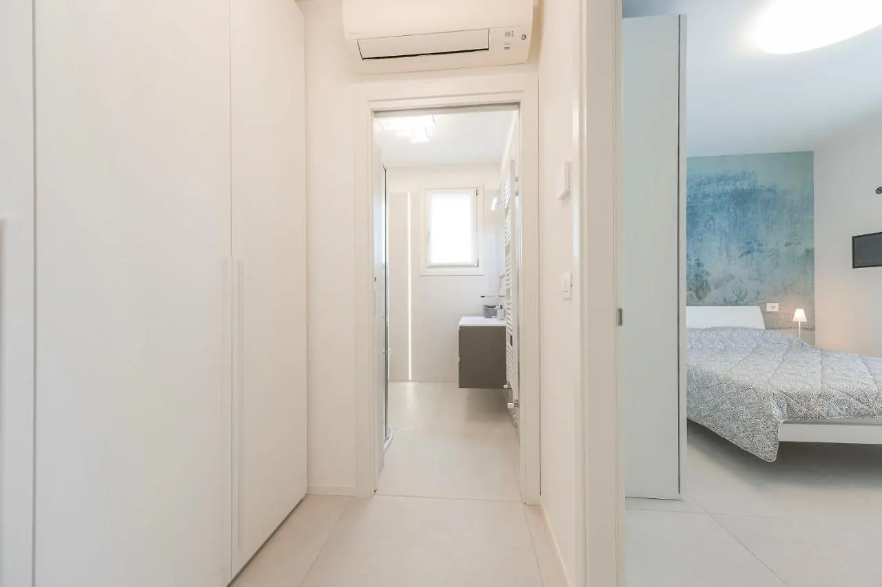 Apartment Residence Luxury Elisabeth Con Posto Spiaggia Incluso Caorle